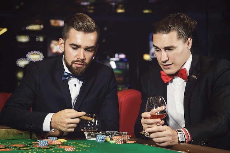 Antarmuka bonus harian lucu bet menampilkan berbagai penawaran harian dengan deskripsi syarat klaim